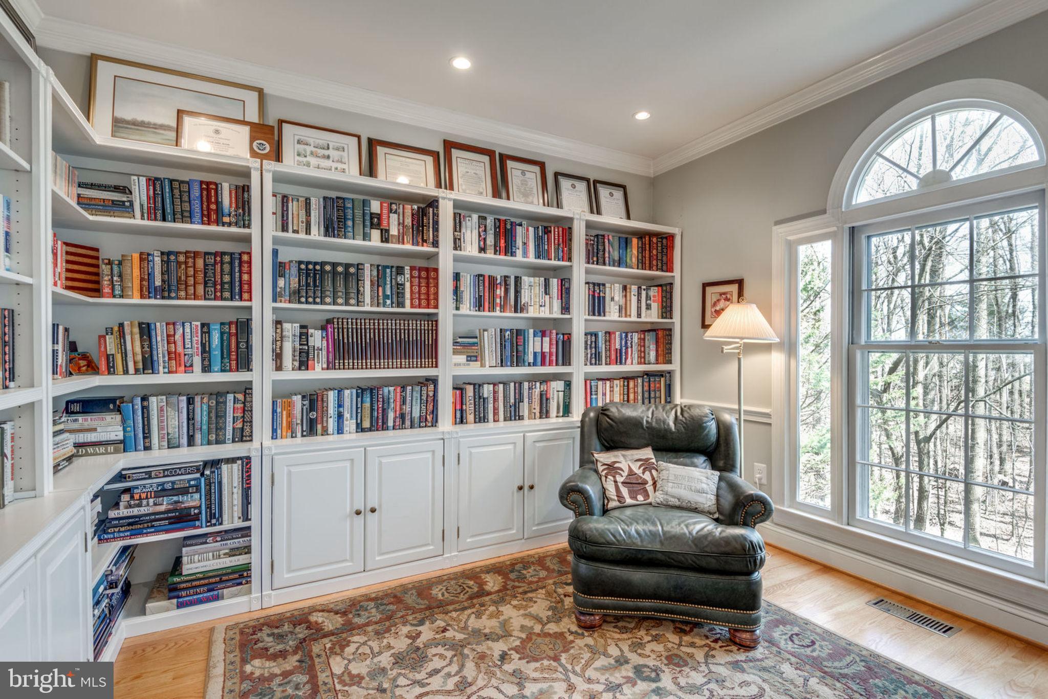 11261 Center Harbor Road Reston, VA 20194 - Photo 14 of 51 Work from home? Main level office is perfect!