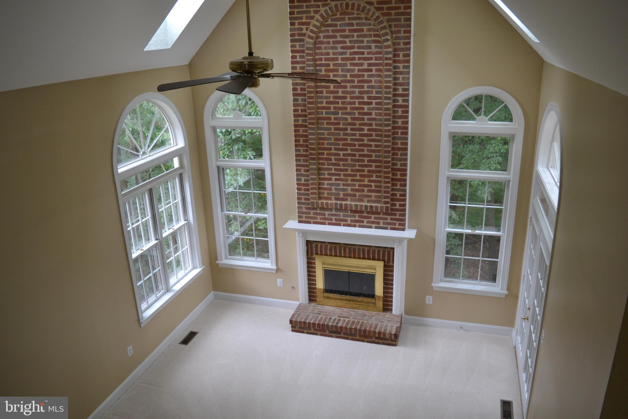 11261 Center Harbor Road Reston, VA 20194 - Photo 17 of 51 High ceilings and great light!
