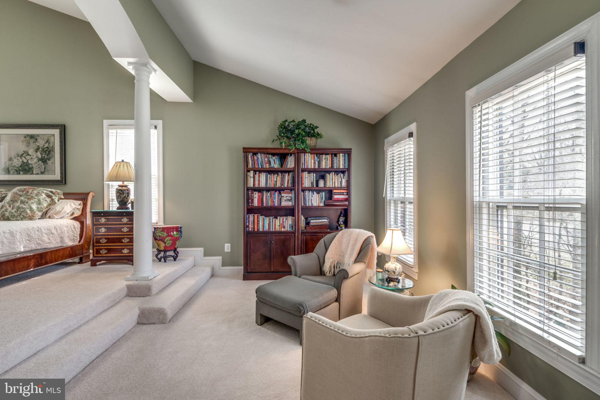11261 Center Harbor Road Reston, VA 20194 - Photo 31 of 51 Sitting area in Master Suite
