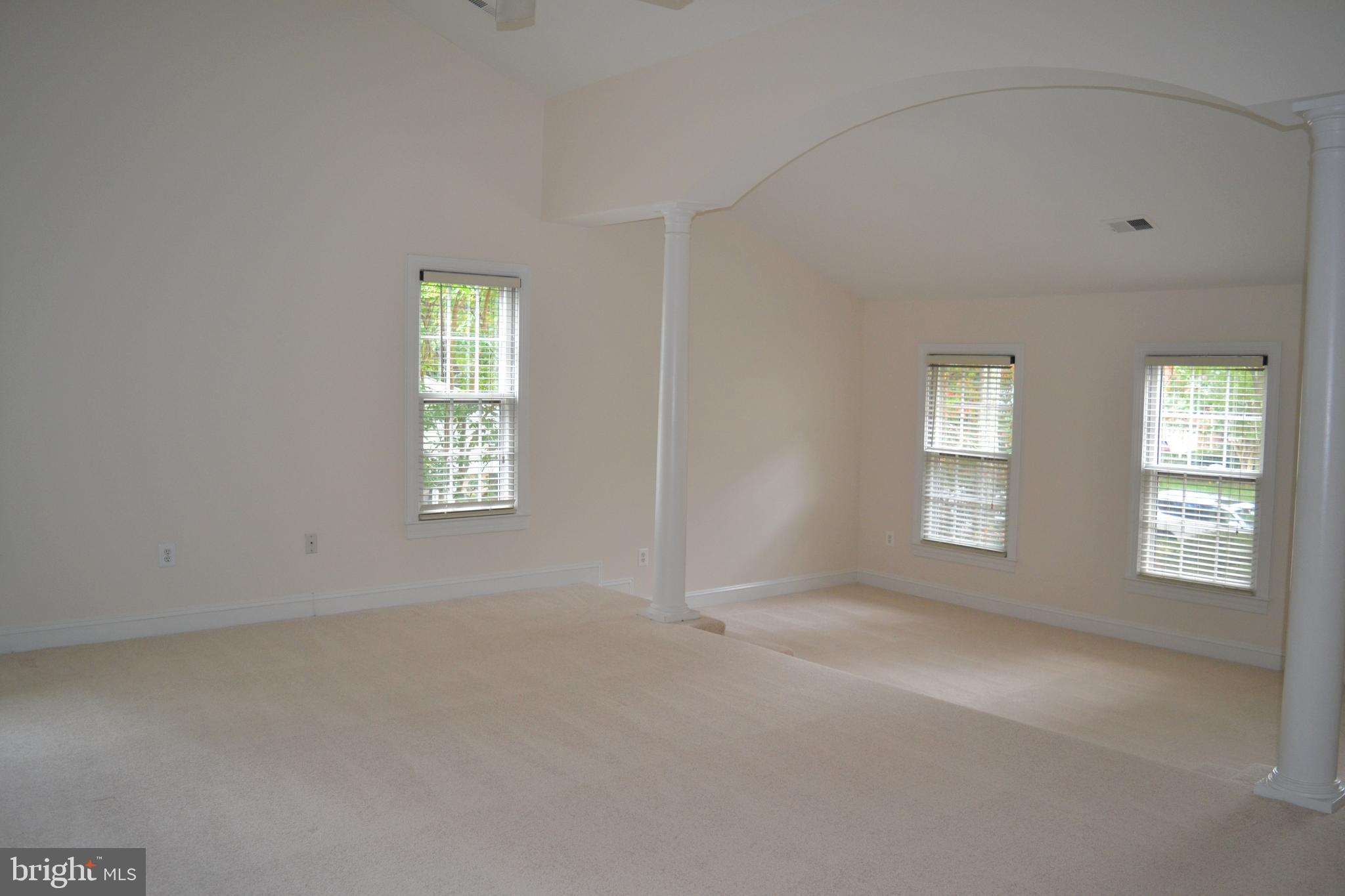 11261 Center Harbor Road Reston, VA 20194 - Photo 32 of 51 Recently neutralized Master Suite--move in ready.