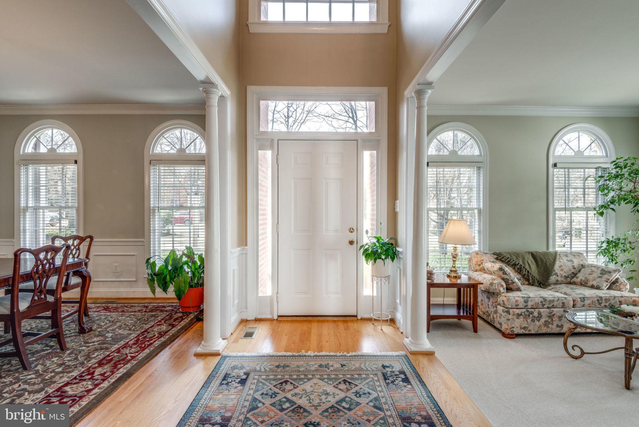 11261 Center Harbor Road Reston, VA 20194 - Photo 5 of 51 Center Hall Colonial Entrance