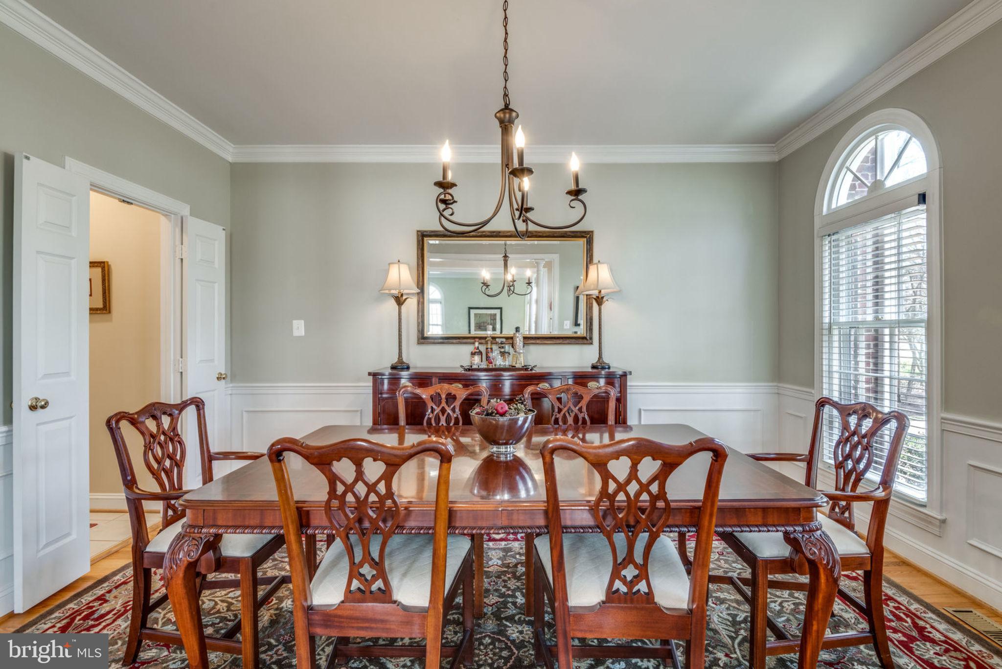 11261 Center Harbor Road Reston, VA 20194 - Photo 9 of 51 The dining room is well proportioned