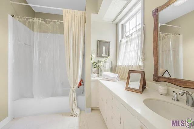 $1,720,000 | 37110 St Andrews Fairway, Prairieville, LA 70769