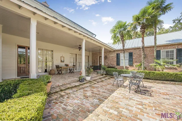 $1,720,000 | 37110 St Andrews Fairway, Prairieville, LA 70769