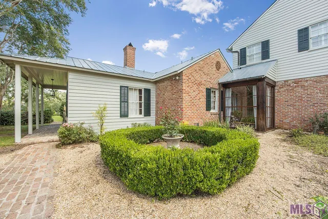 $1,720,000 | 37110 St Andrews Fairway, Prairieville, LA 70769