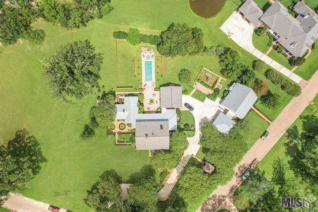 $1,720,000 | 37110 St Andrews Fairway, Prairieville, LA 70769