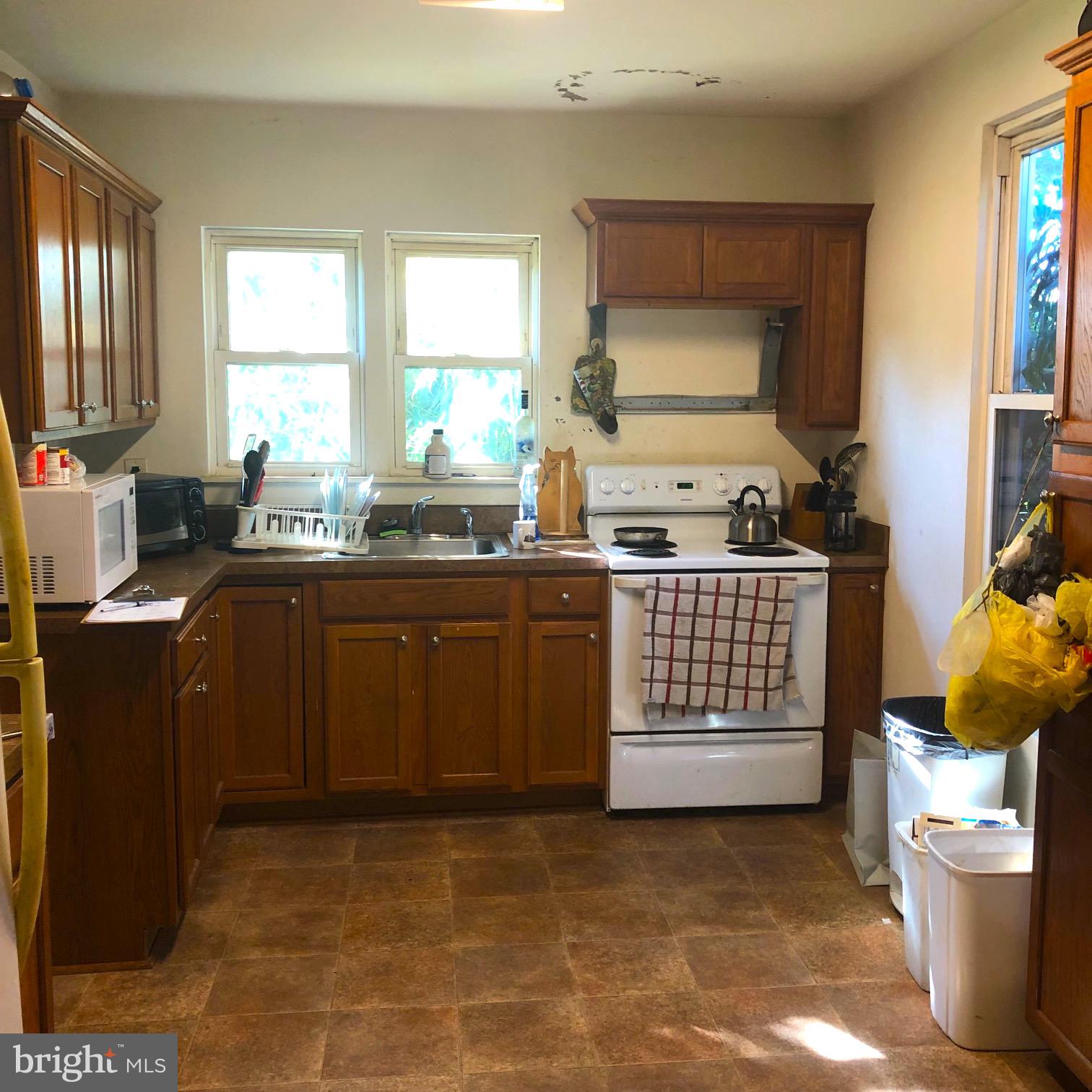 360 Harmony Road Gibbstown, NJ 08027 - Photo 12 of 22