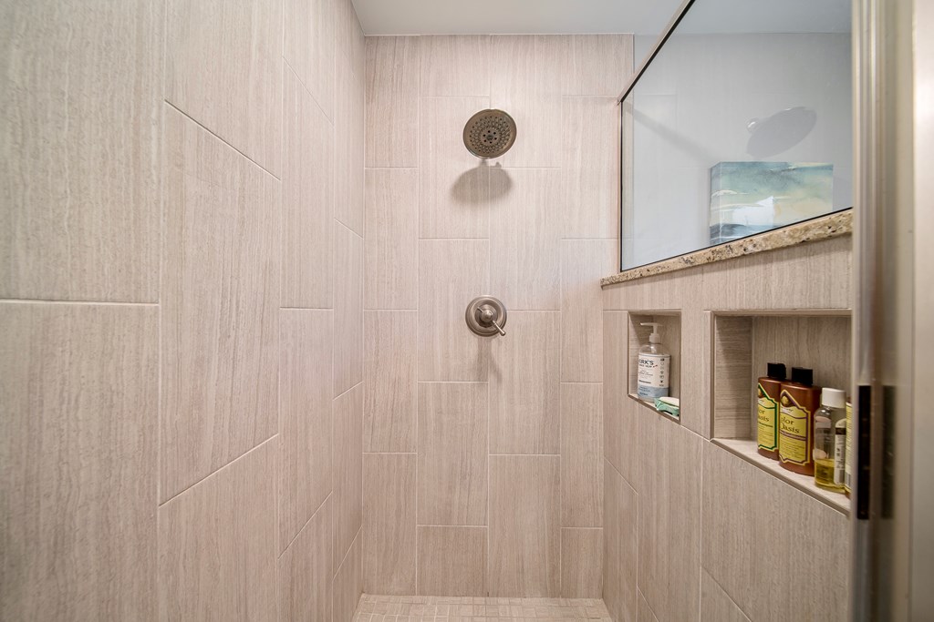 6237 Seminary Road Columbus, GA 31904 - Photo 27 of 53 Master Shower