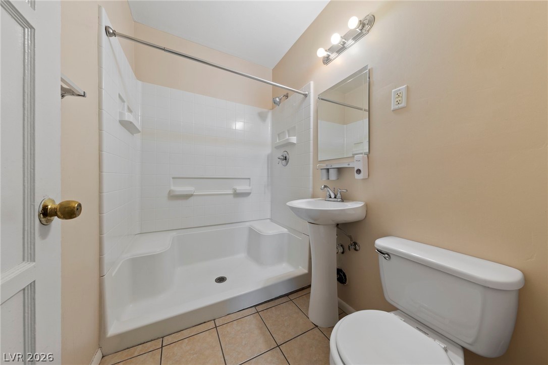 2 Arizona Way Henderson, NV 89015 - Photo 19 of 28