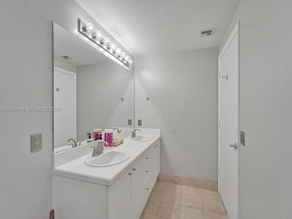 2475 Brickell Avenue, Unit 804 Miami, FL 33129 - Photo 16 of 58