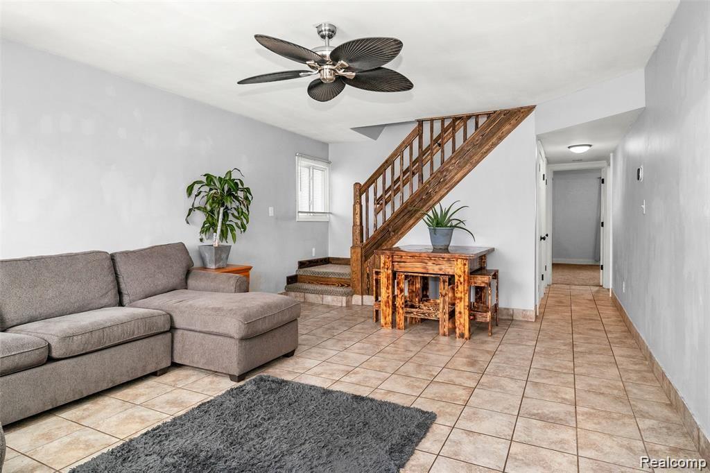 14735 Beech Daly Road Taylor, MI 48180 - Photo 3 of 30 Spacious Living Room