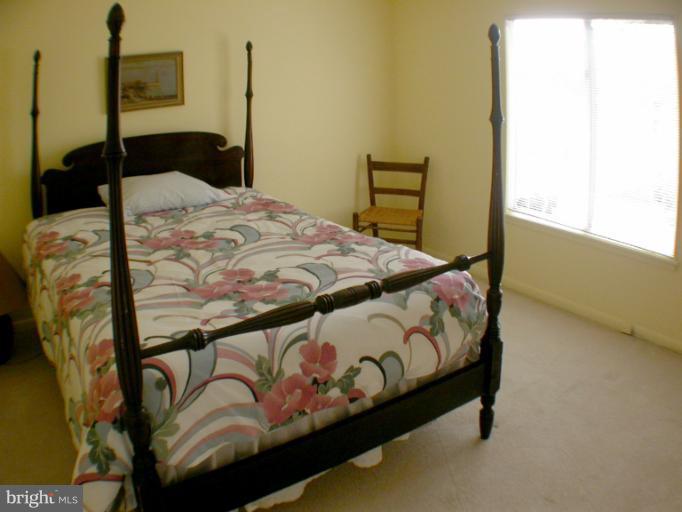 14931 Hydrus Road Silver Spring, MD 20906 - Photo 21 of 24 Bedroom 2