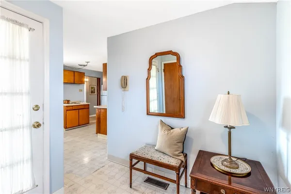 $219,900 | 2174 Parker Boulevard, Tonawanda, NY 14150