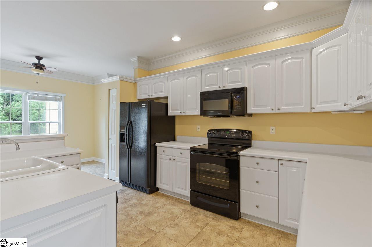 320 Smithfield Drive Anderson, SC 29621 - Photo 9 of 25 Gallery Image 9