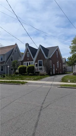 $272,900 | 251 Bank Street, Batavia, NY 14020