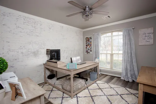 $284,950 | 5902 South Milam Street, Amarillo, TX 79118