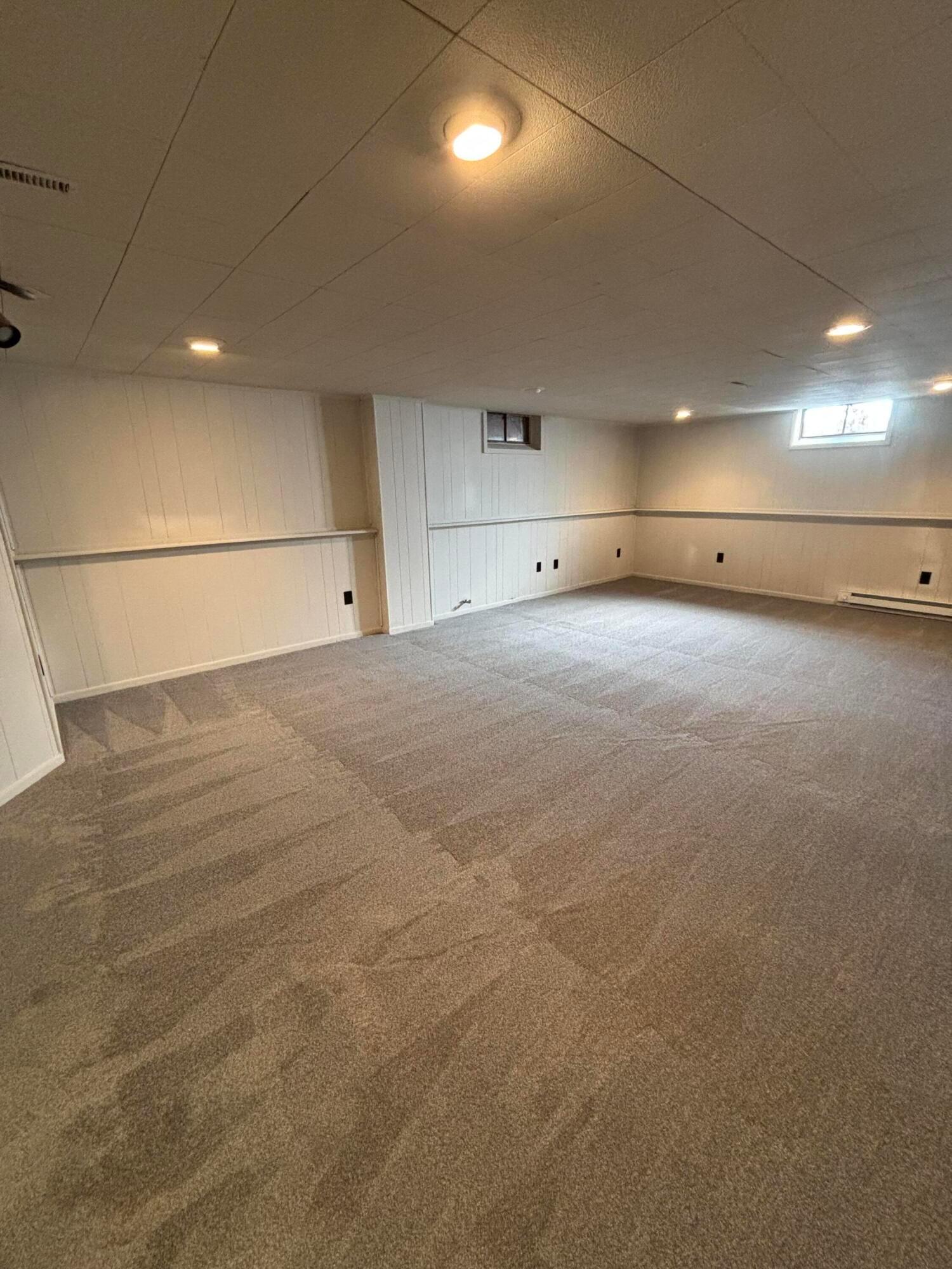 372 Topsfield Road Columbus, OH 43228 - Photo 24 of 31 Huge finished lower level