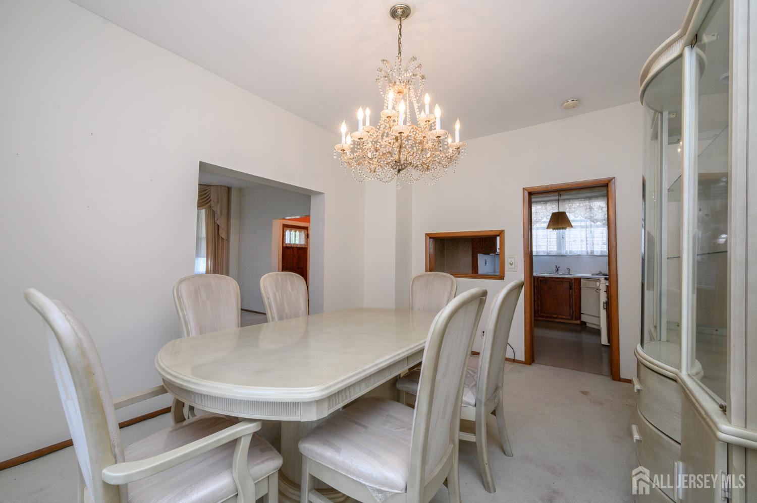 1120 Madison Hill Road Clark, NJ 07066 - Photo 9 of 51