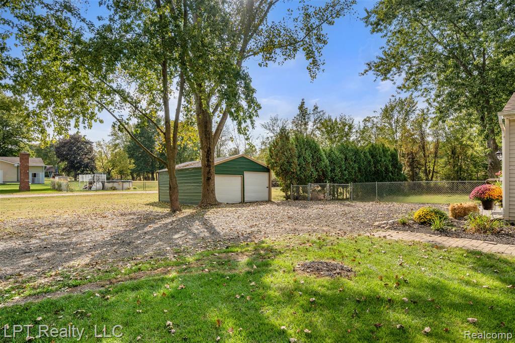 411 Fowlerville Road Fowlerville, MI 48836 - Photo 17 of 22