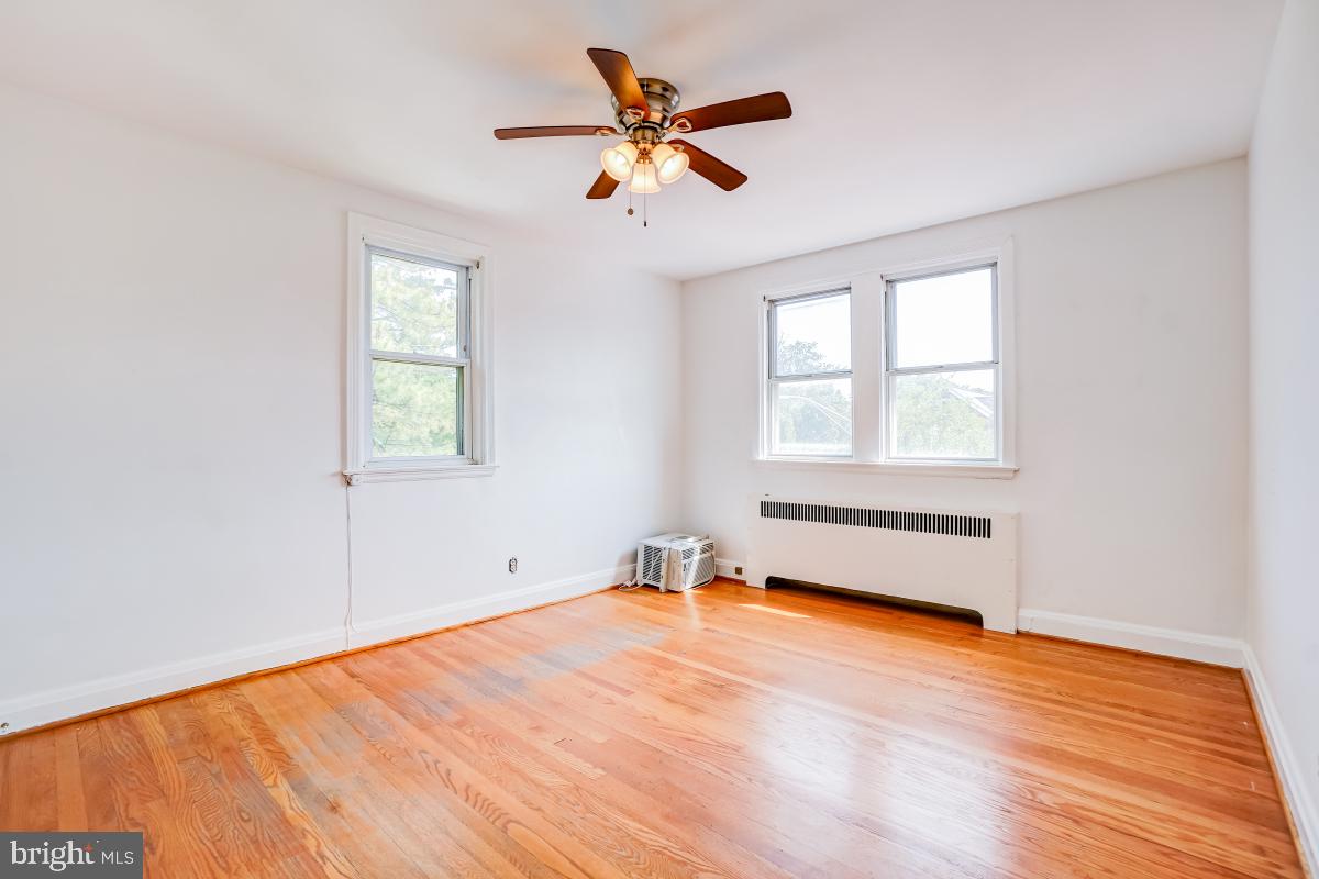 438 Overbrook Road Catonsville, MD 21228 - Photo 20 of 32