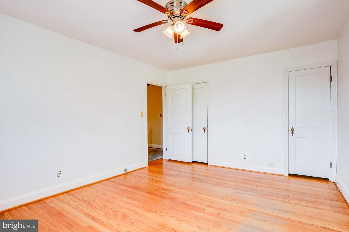 438 Overbrook Road Catonsville, MD 21228 - Photo 21 of 32