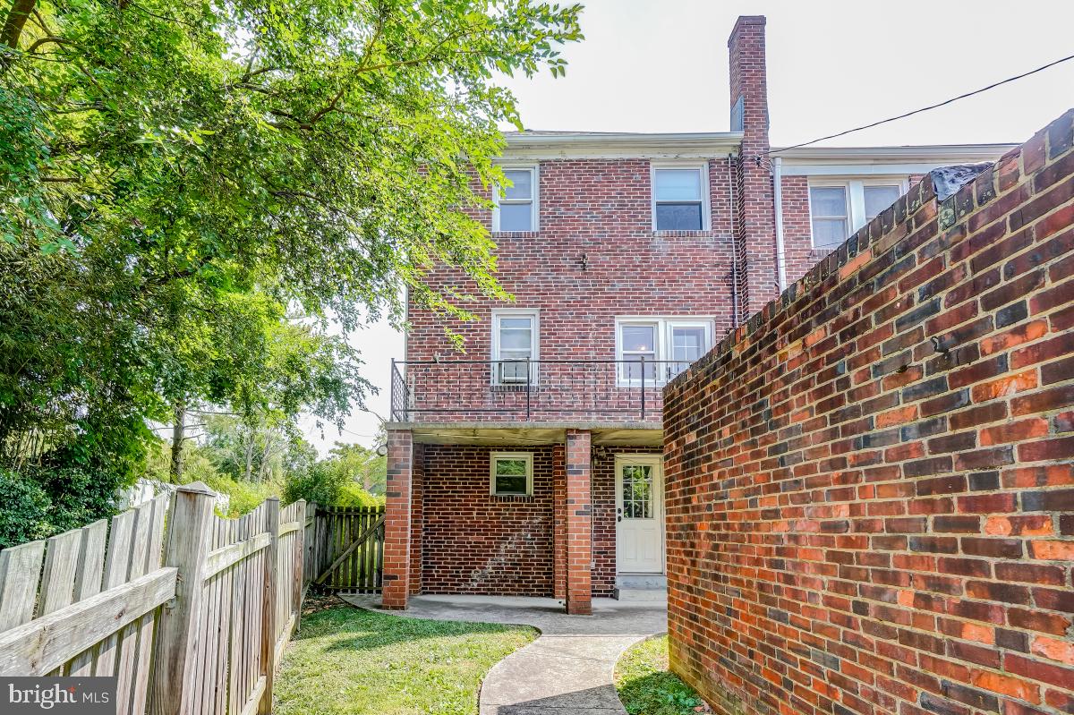 438 Overbrook Road Catonsville, MD 21228 - Photo 29 of 32
