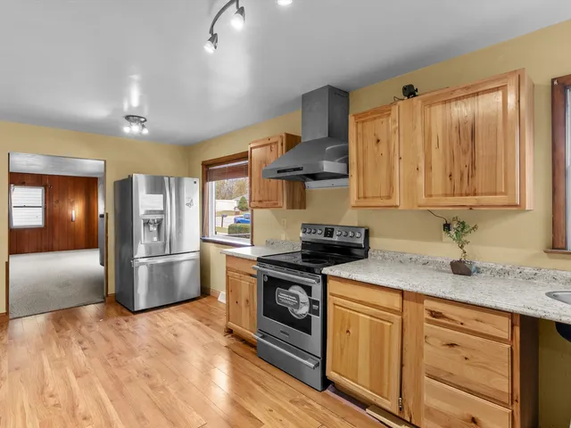 $260,000 | 2118 South 14th Street, Manitowoc, WI 54220