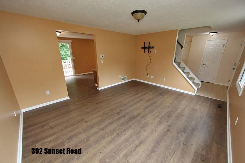 390-392 Sunset Road Pittsburgh, PA 15237 - Photo 4 of 25 wooden floor in an empty room with a window