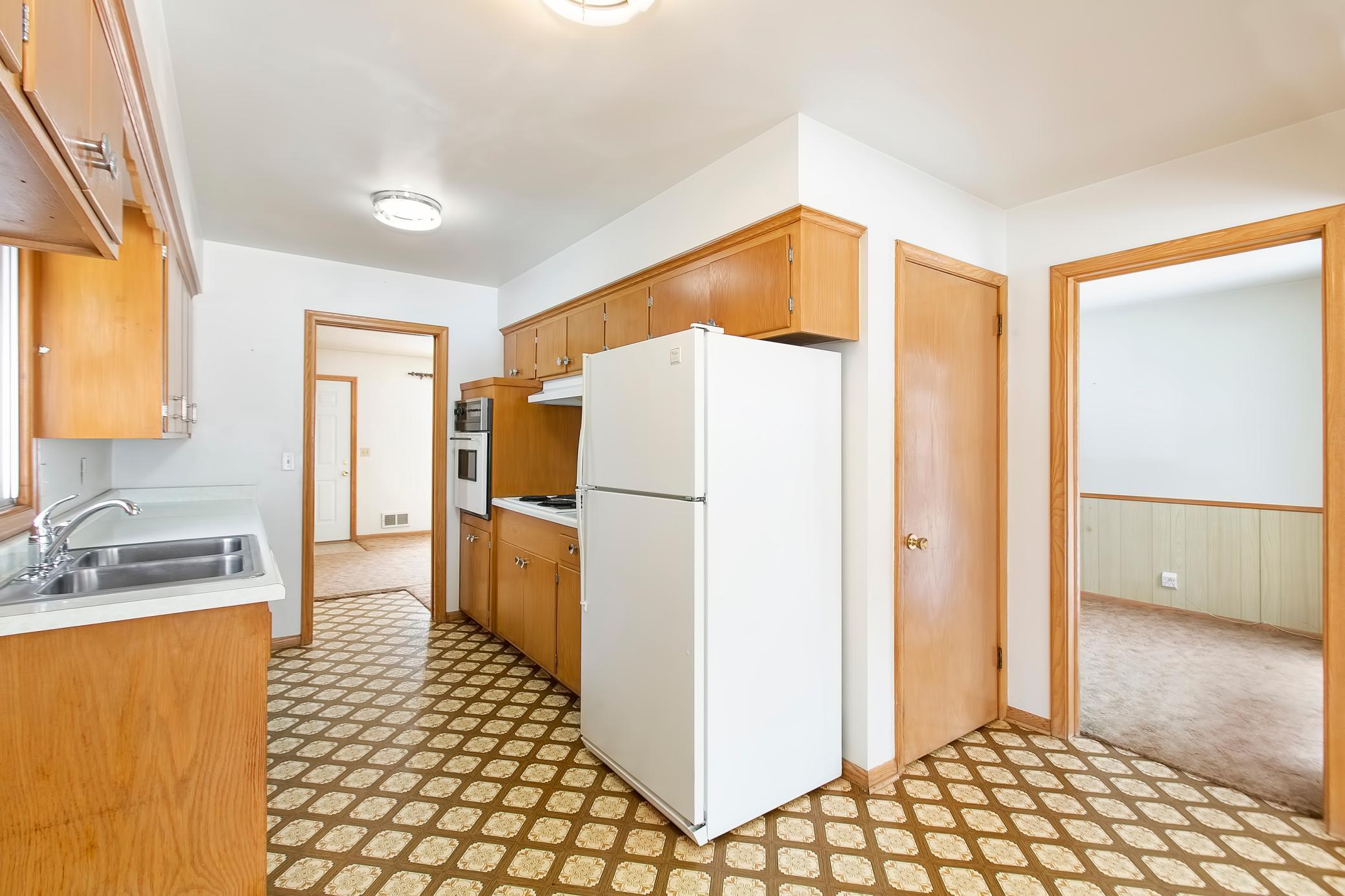 13412 Windyhill Road Minnetonka, MN 55305 - Photo 12 of 34 Gallery Image 12