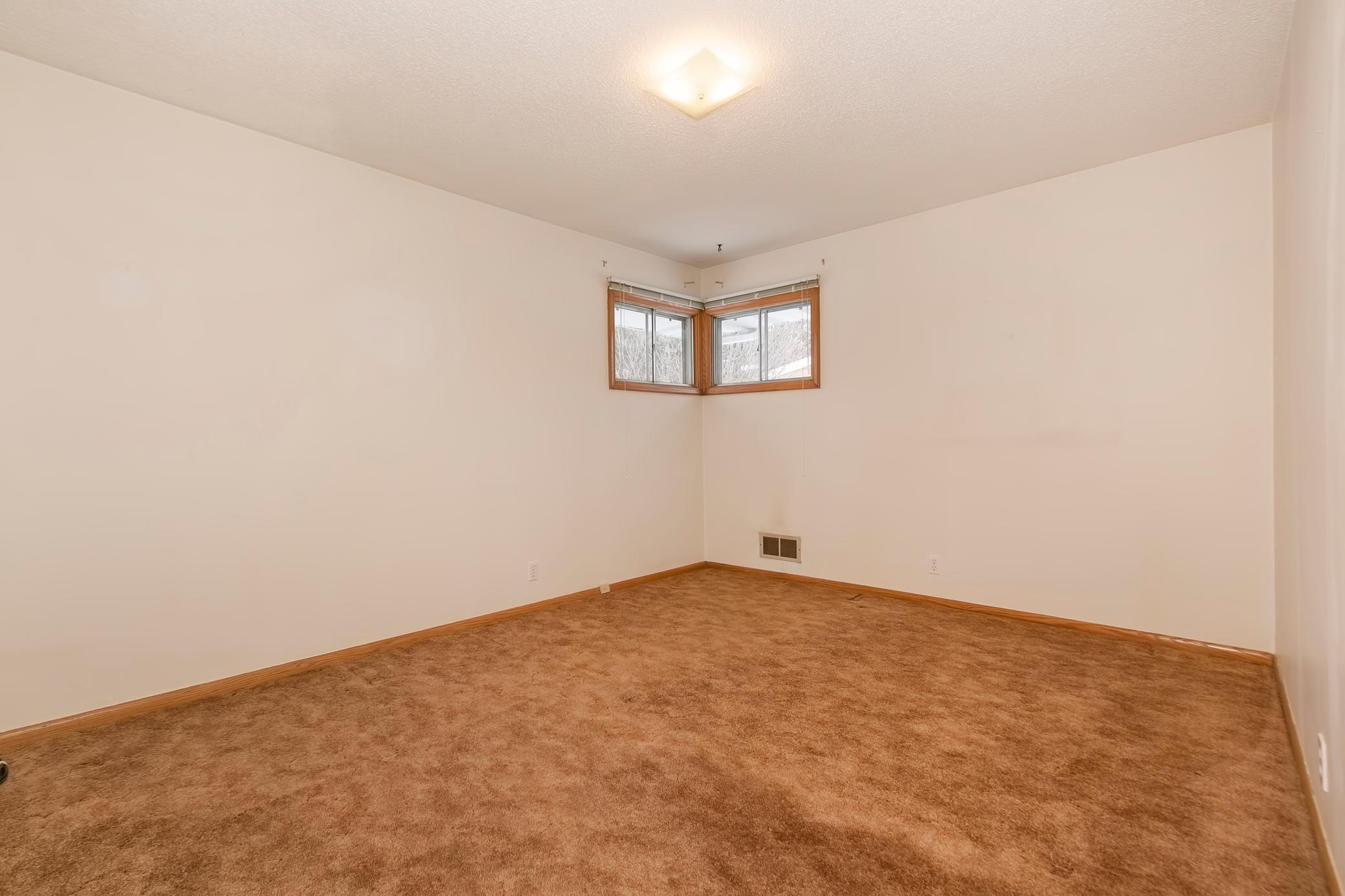 13412 Windyhill Road Minnetonka, MN 55305 - Photo 16 of 34 Gallery Image 16