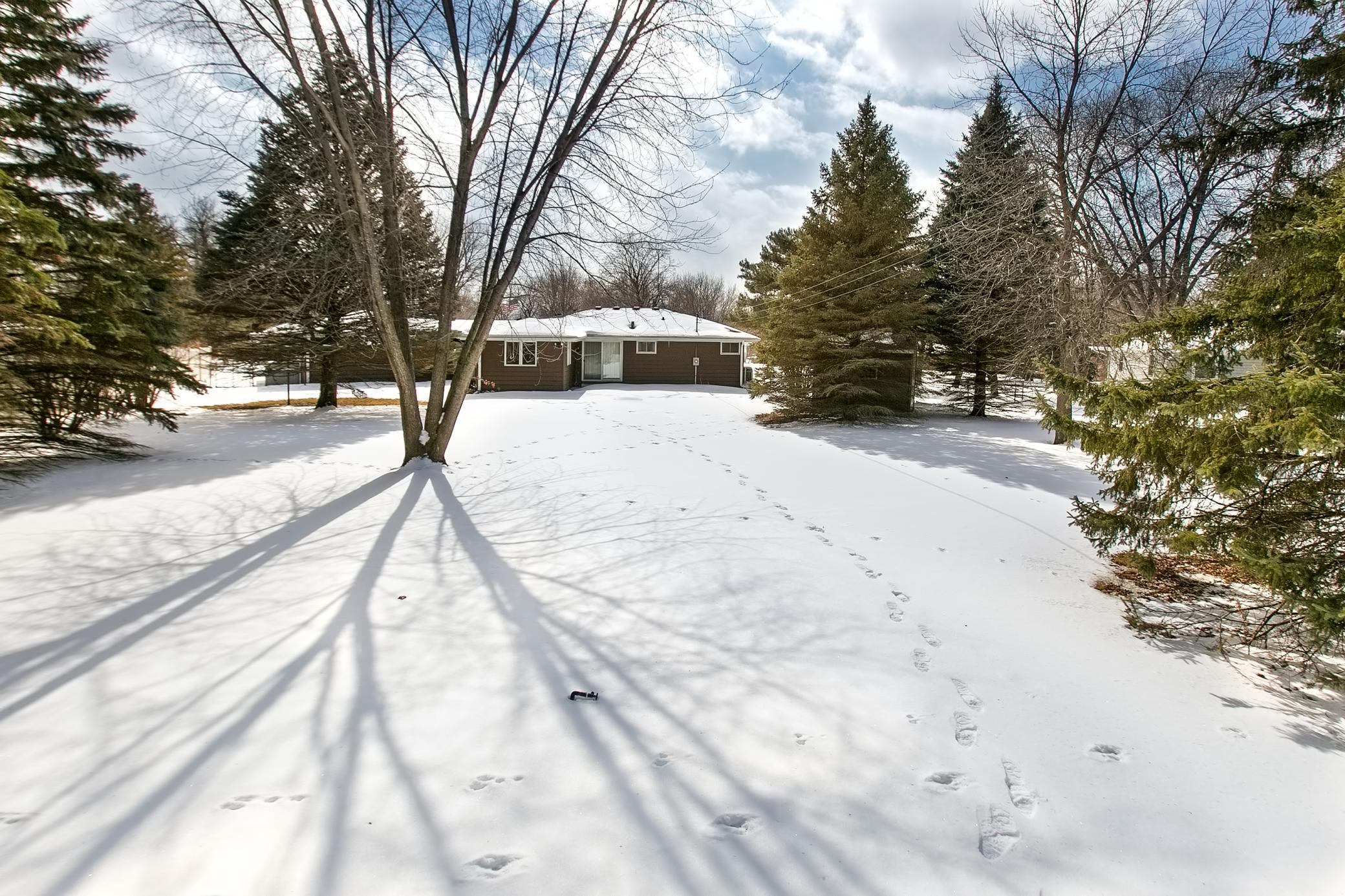 13412 Windyhill Road Minnetonka, MN 55305 - Photo 3 of 34 Gallery Image 3