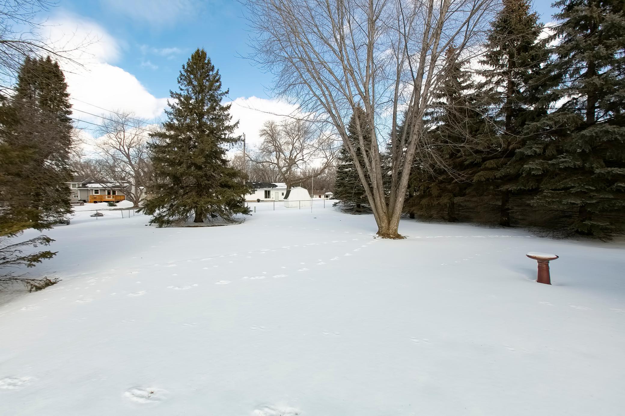 13412 Windyhill Road Minnetonka, MN 55305 - Photo 4 of 34 Gallery Image 4