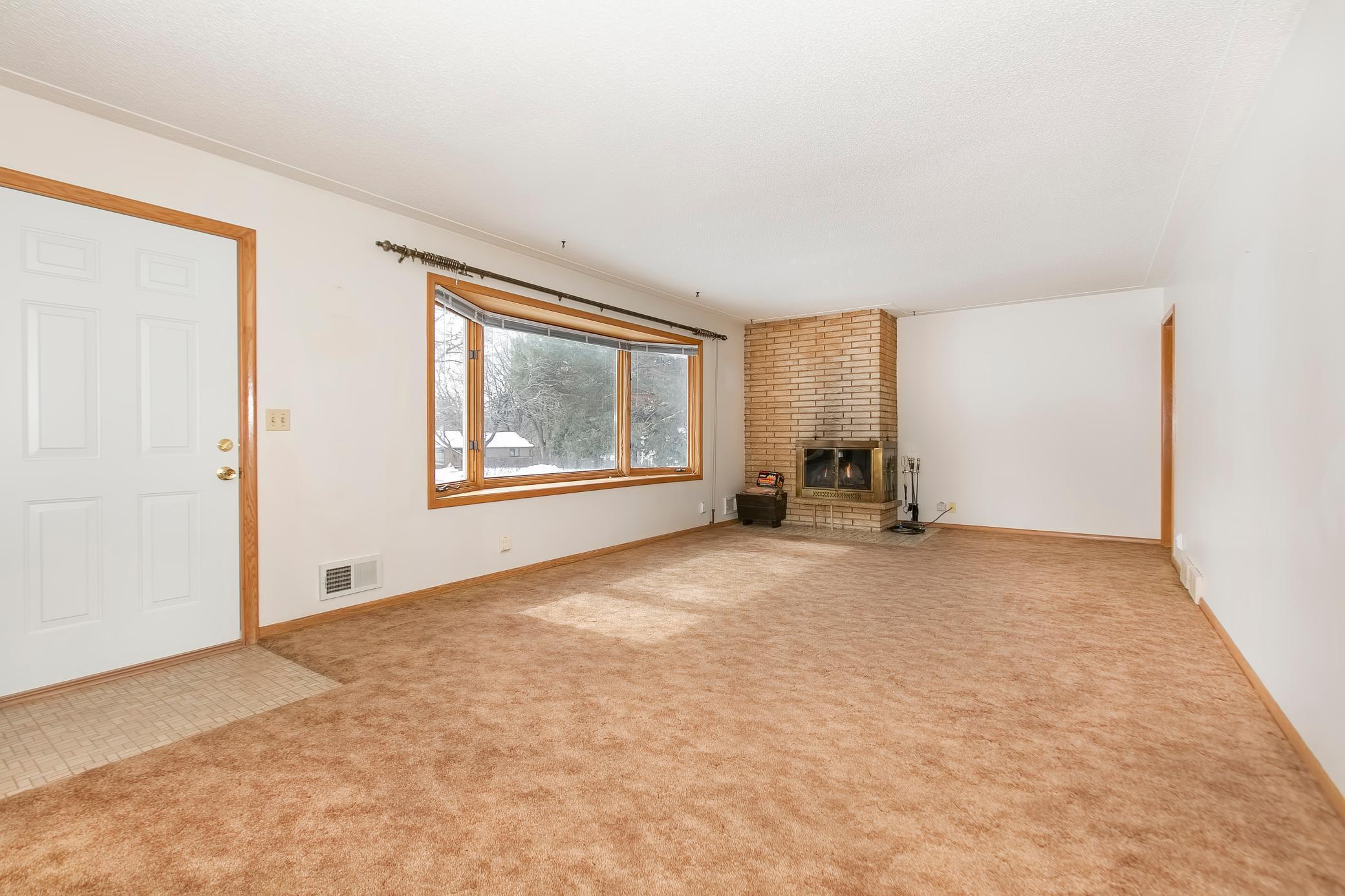 13412 Windyhill Road Minnetonka, MN 55305 - Photo 5 of 34 Gallery Image 5