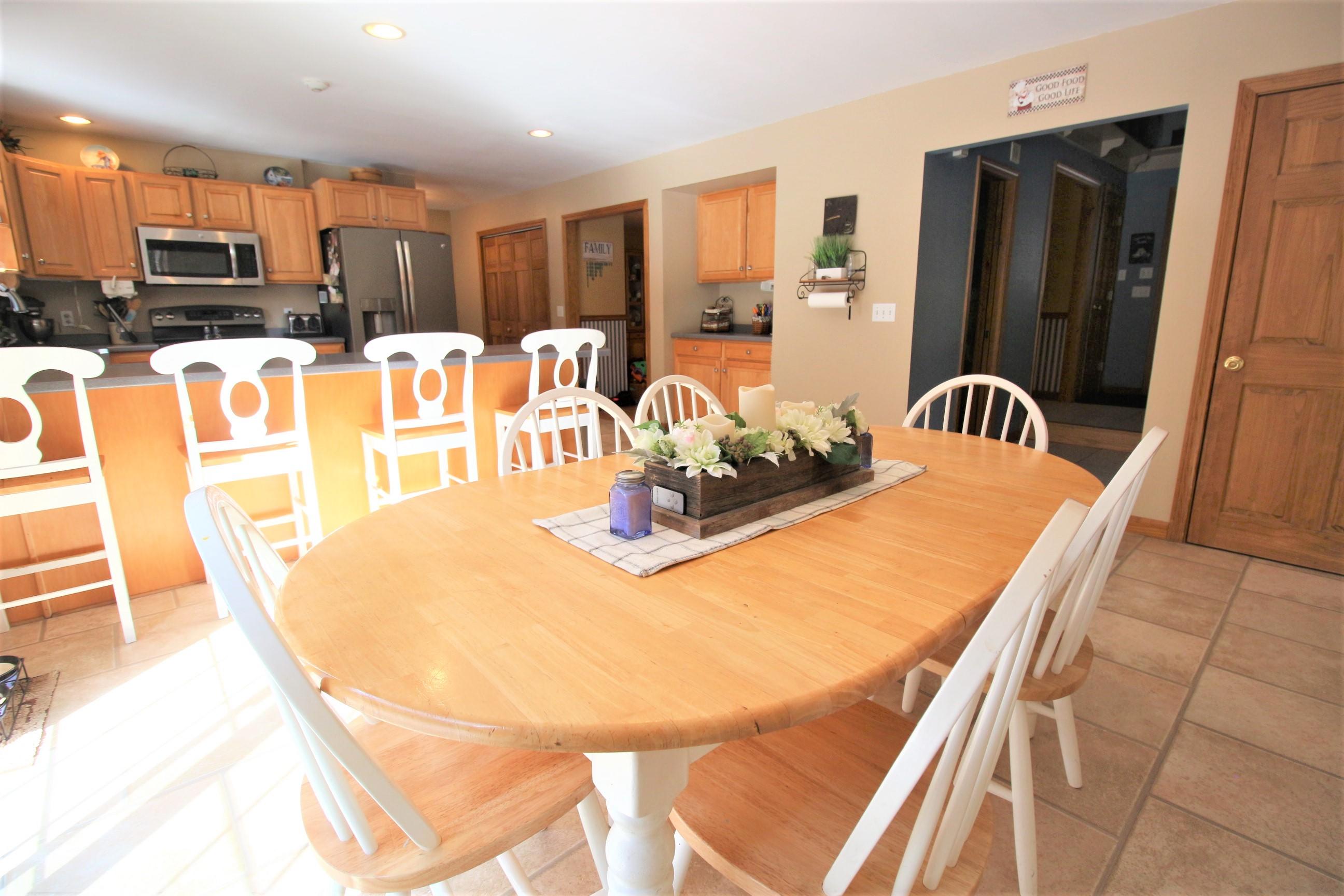 162 Spring Road Pittsfield, ME 04967 - Photo 12 of 58 Eat in kitchen