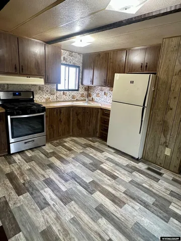 $29,900 | 2105 East A Street, Casper, WY 82609