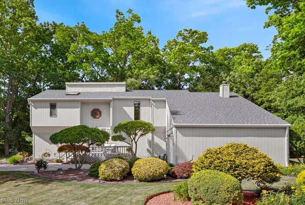 $550,000 | 1193 Wildwood Drive, Vermilion, OH 44089