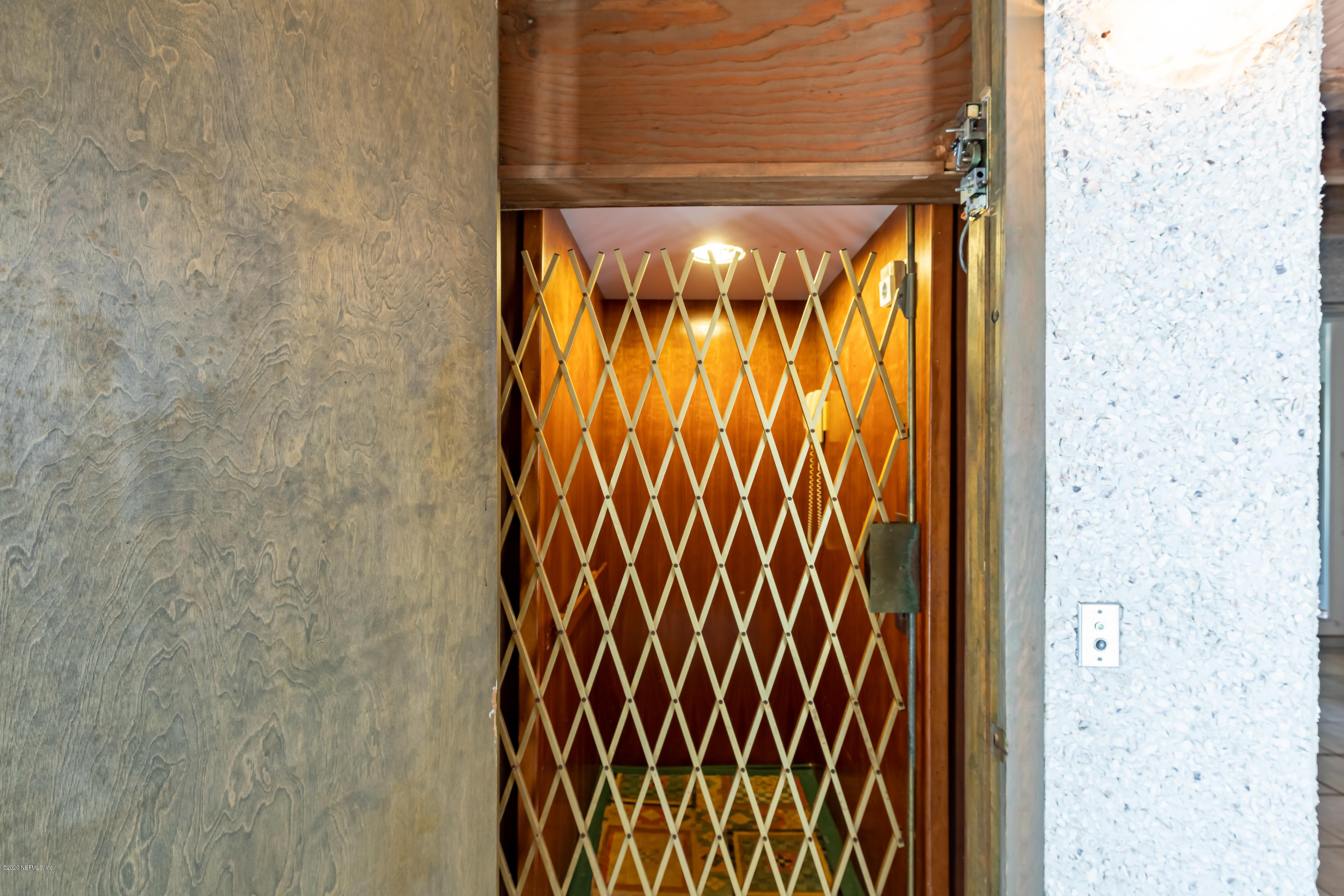 2375 Seminole Road Atlantic Beach, FL 32233 - Photo 17 of 58 Elevator