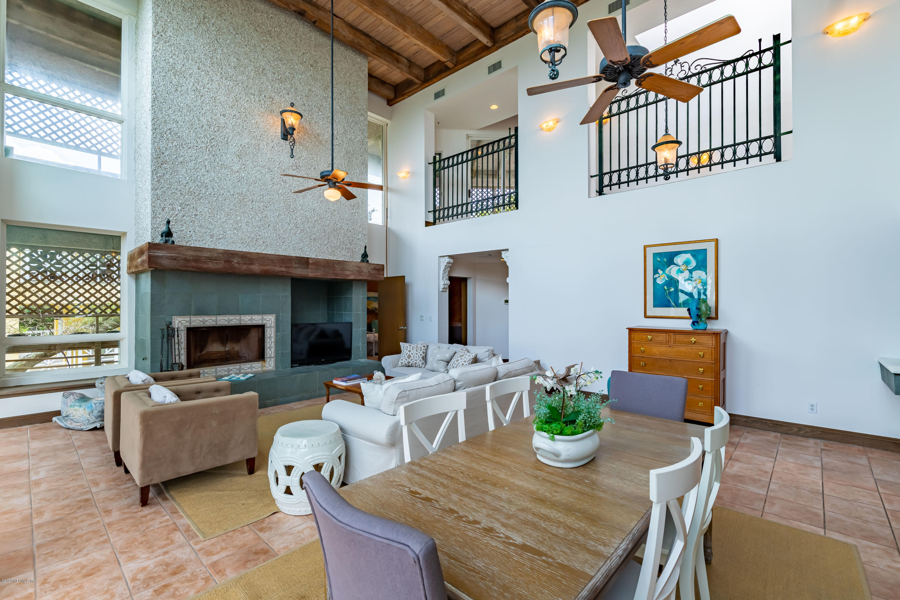 2375 Seminole Road Atlantic Beach, FL 32233 - Photo 28 of 58 Family Room