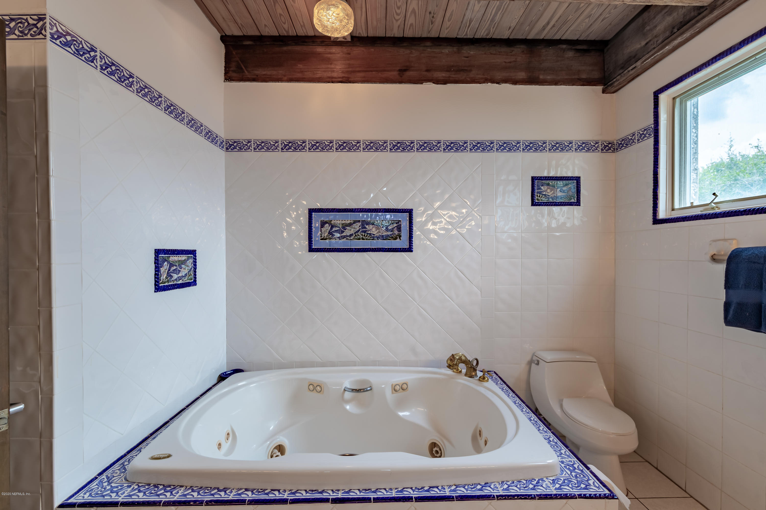 2375 Seminole Road Atlantic Beach, FL 32233 - Photo 49 of 58 Owner's Bathroom