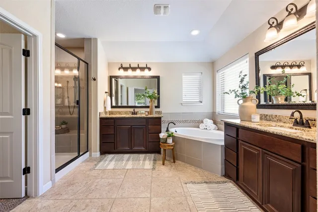 $890,000 | 129 Camp Verde Drive, Georgetown, TX 78633