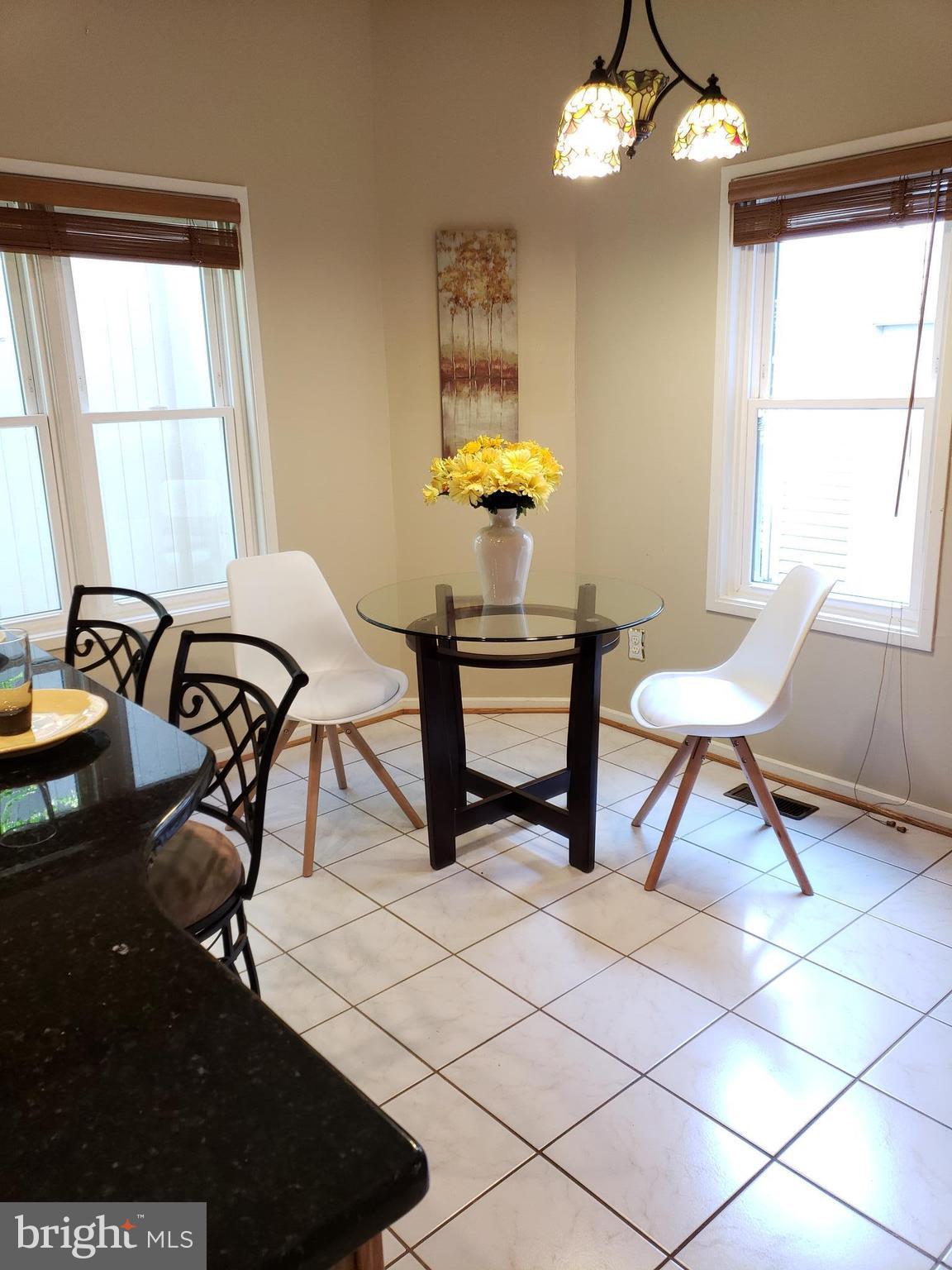 2043 Beacon Place Reston, VA 20191 - Photo 7 of 30 Kitchen Breakfast Room- table space