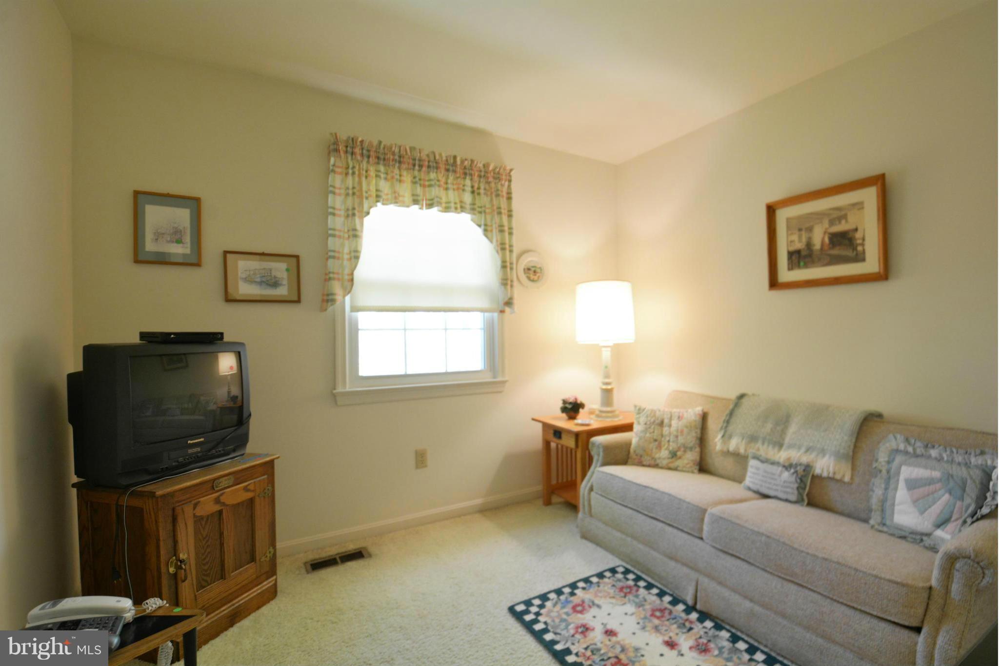 7004 Flax Street Springfield, VA 22152 - Photo 14 of 29 Bedroom