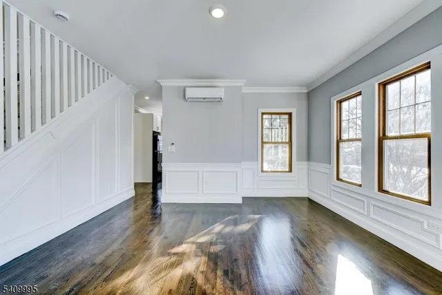 $3,900 | 281 Altamont Place, Somerville, NJ 08876