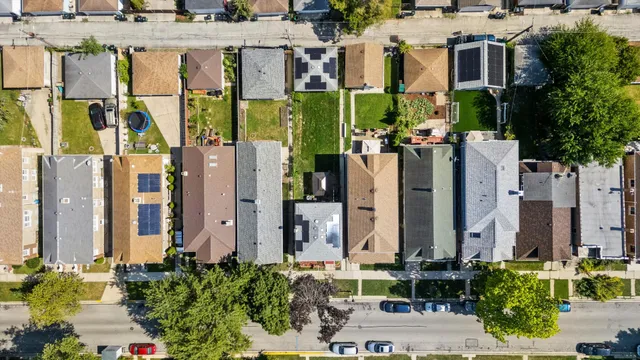 an aerial view of multiple house