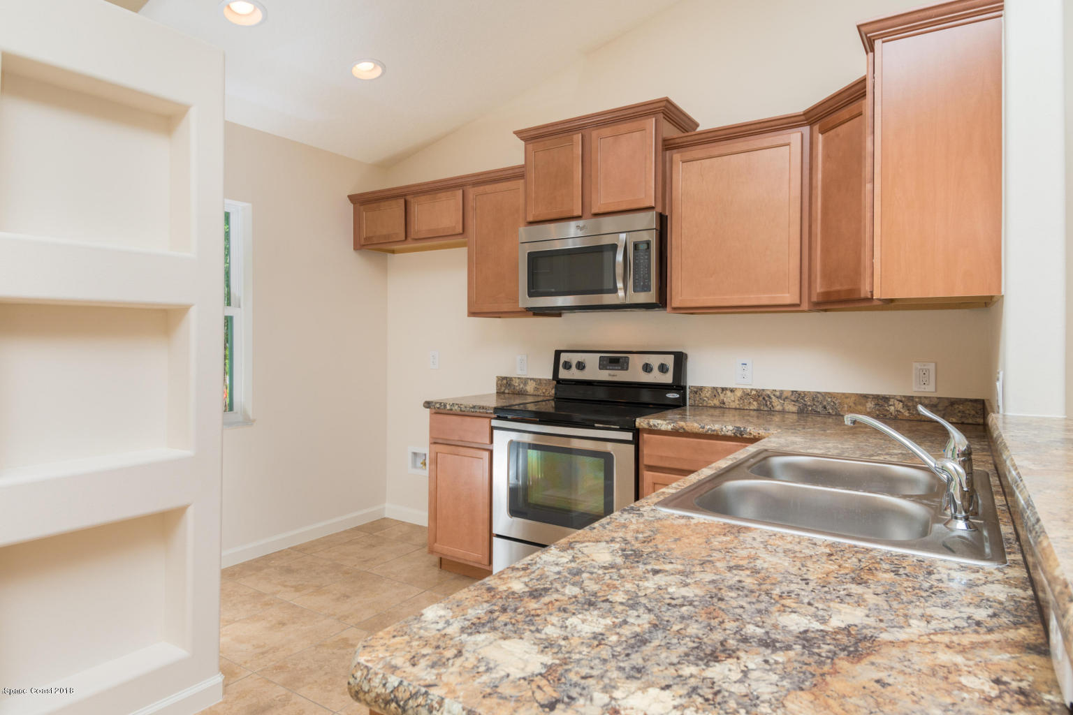 7245 Camilo Road Cocoa, FL 32927 - Photo 4 of 14 Designer Counter Tops