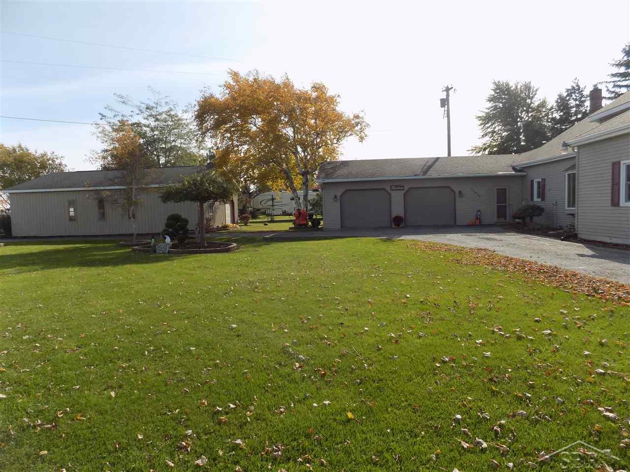 11970 East Holland Road Frankenmuth, MI 48734 - Photo 24 of 36 31364301-23.JPG