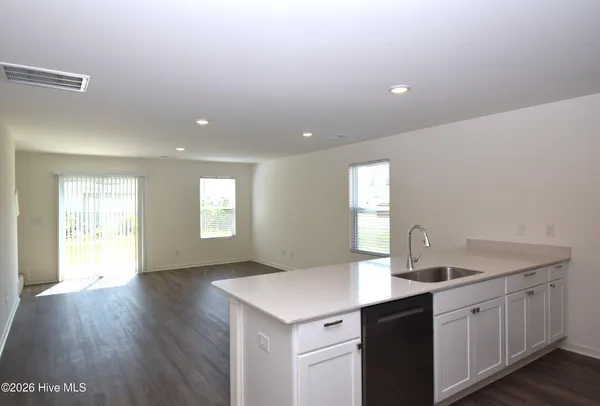 $1,800 | 2400 Brookville Drive, Greenville, NC 27834