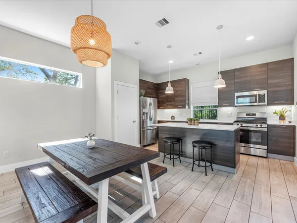 $2,950 | 2210 Wipprecht Street, Houston, TX 77020