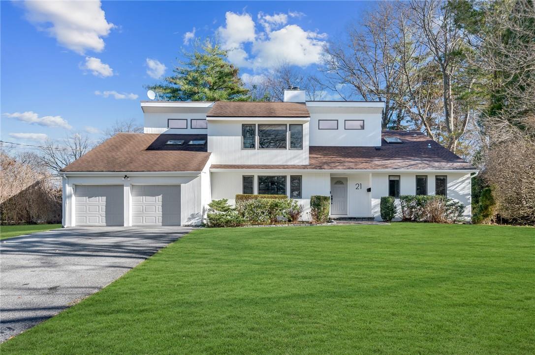 21 Old Orchard Road Rye Brook, NY 10573 - Photo 1 of 1 Front View