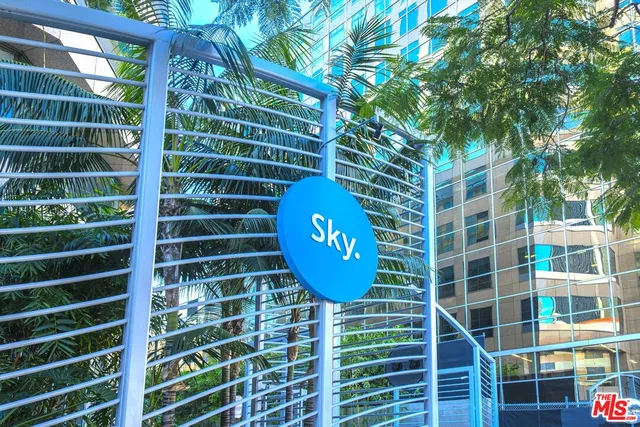 $3,900 | 801 South Grand Avenue, Unit 1503, Los Angeles, CA 90017